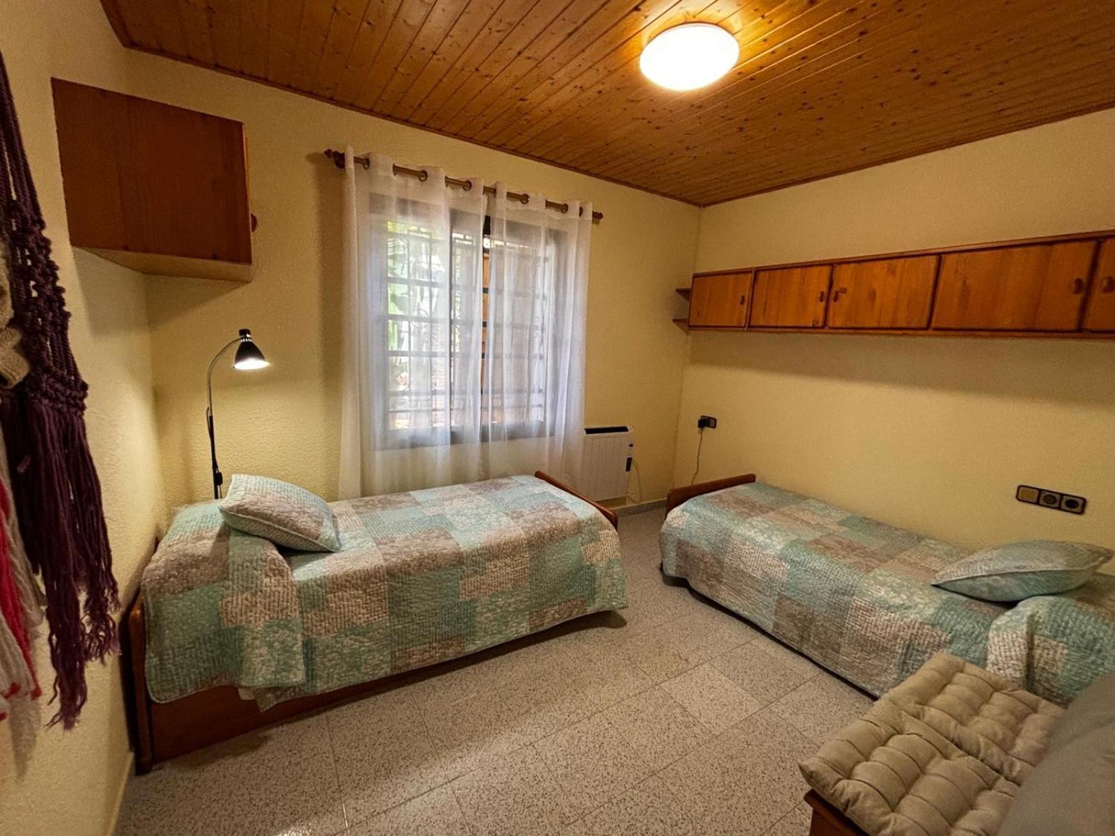 Family House - La Mora -